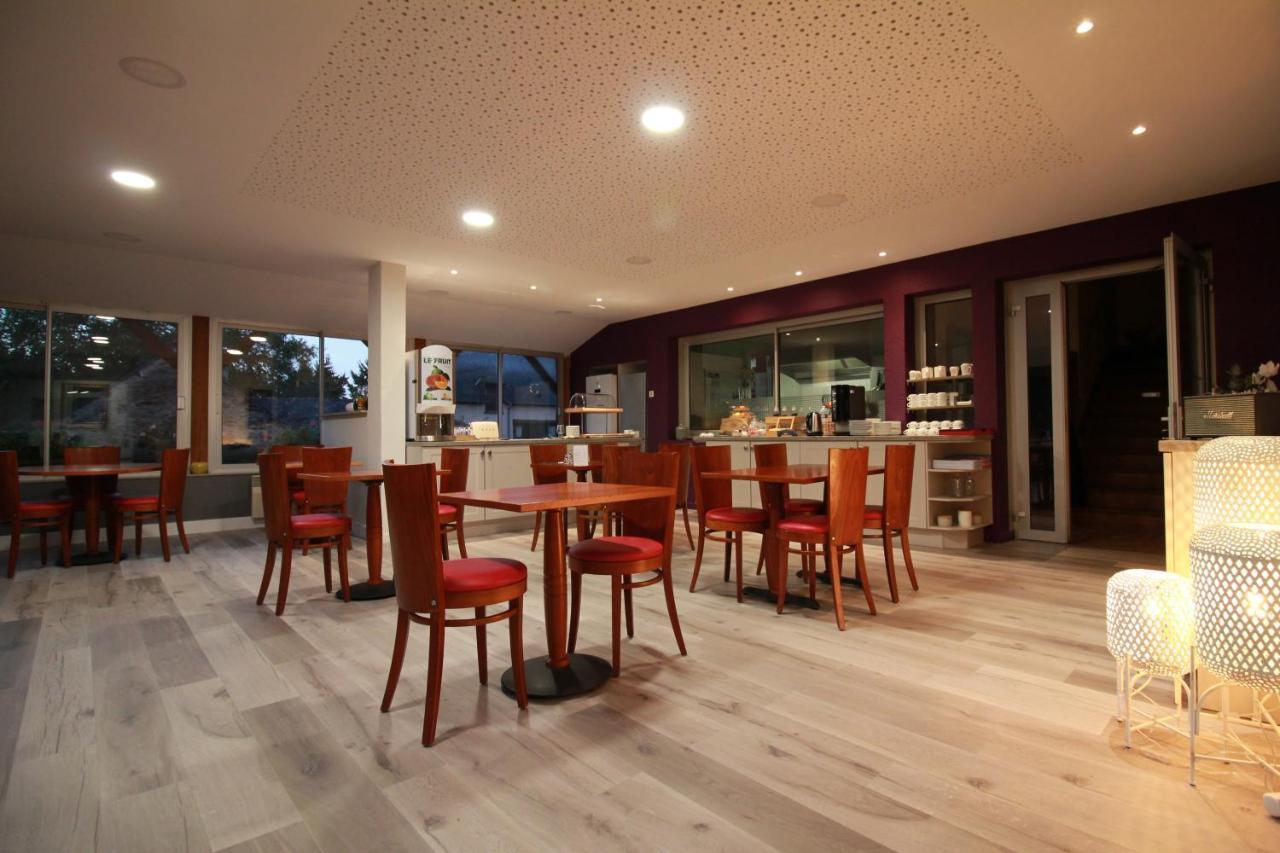 Logis Hotel Lodge La Valette เซซง เซวินเญ ภายนอก รูปภาพ