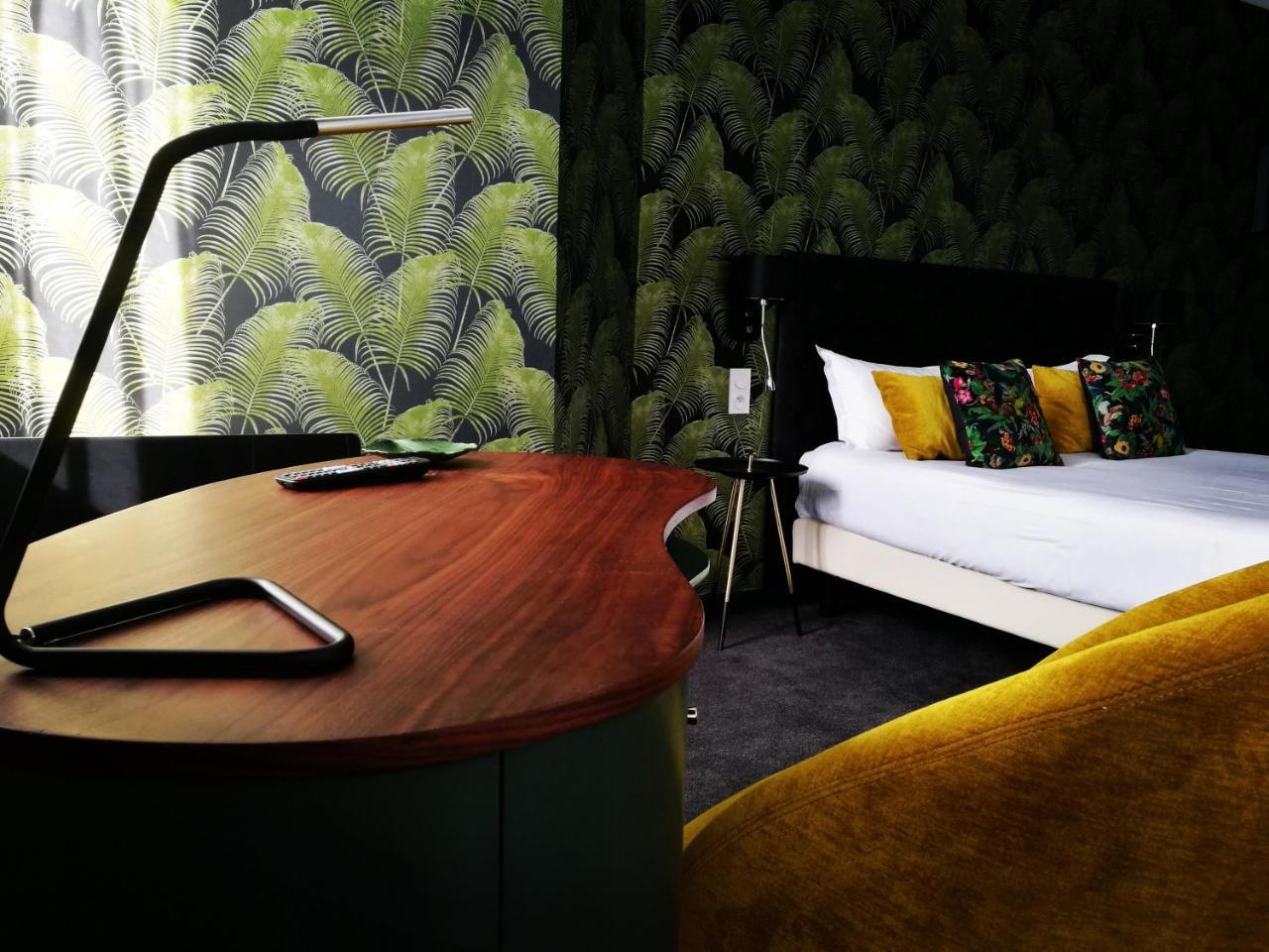 Logis Hotel Lodge La Valette เซซง เซวินเญ ภายนอก รูปภาพ